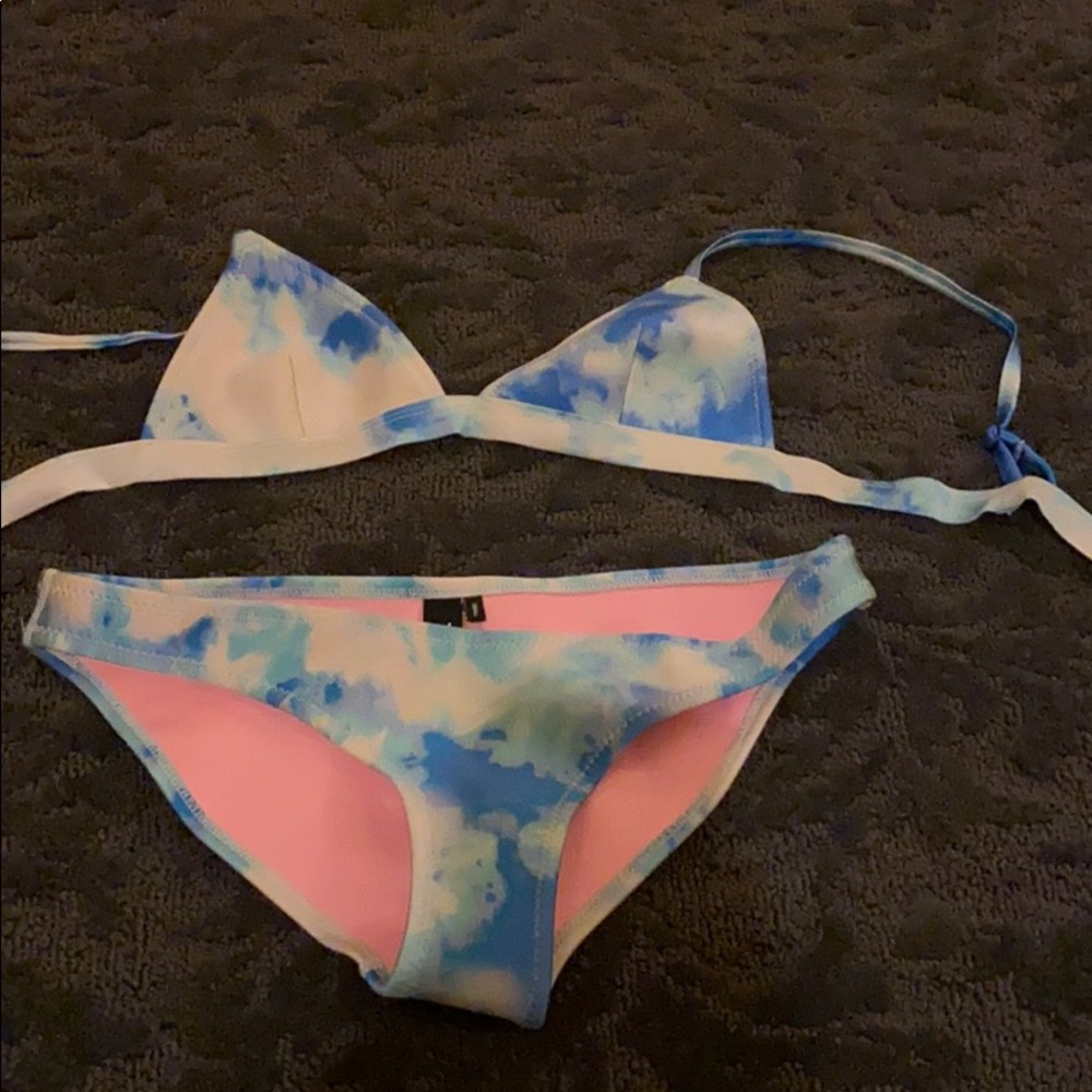 Blue Tie Die Triangl Bikini